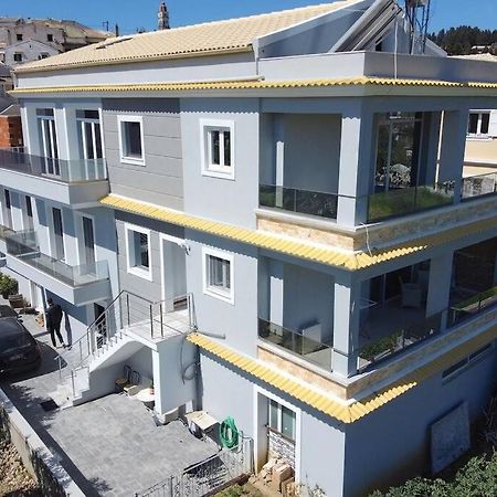 Potamos Deluxe White Apartment מראה חיצוני תמונה