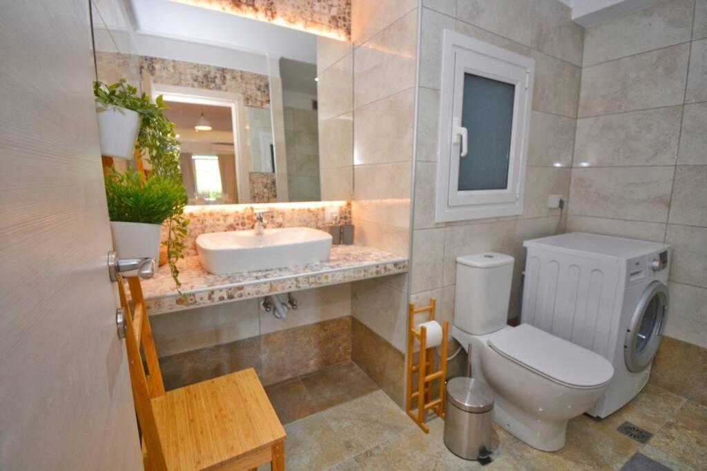 Potamos Deluxe White Apartment מראה חיצוני תמונה