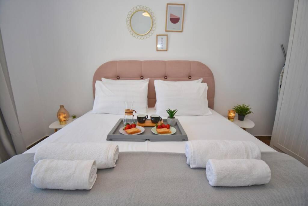Potamos Deluxe White Apartment מראה חיצוני תמונה