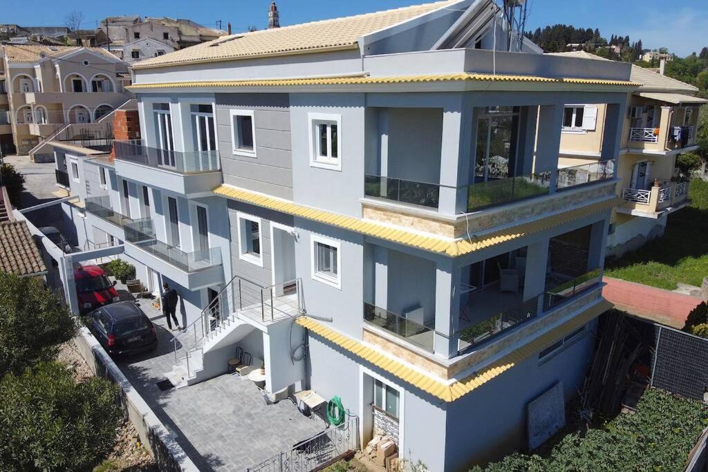 Potamos Deluxe White Apartment מראה חיצוני תמונה