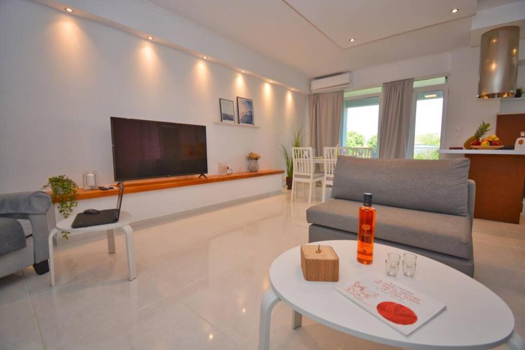 Potamos Deluxe White Apartment מראה חיצוני תמונה